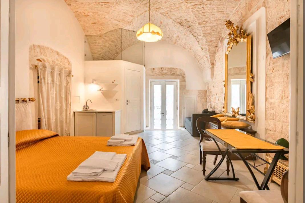 Bed and Breakfast La Pietra Del Duca Martina Franca Exterior foto
