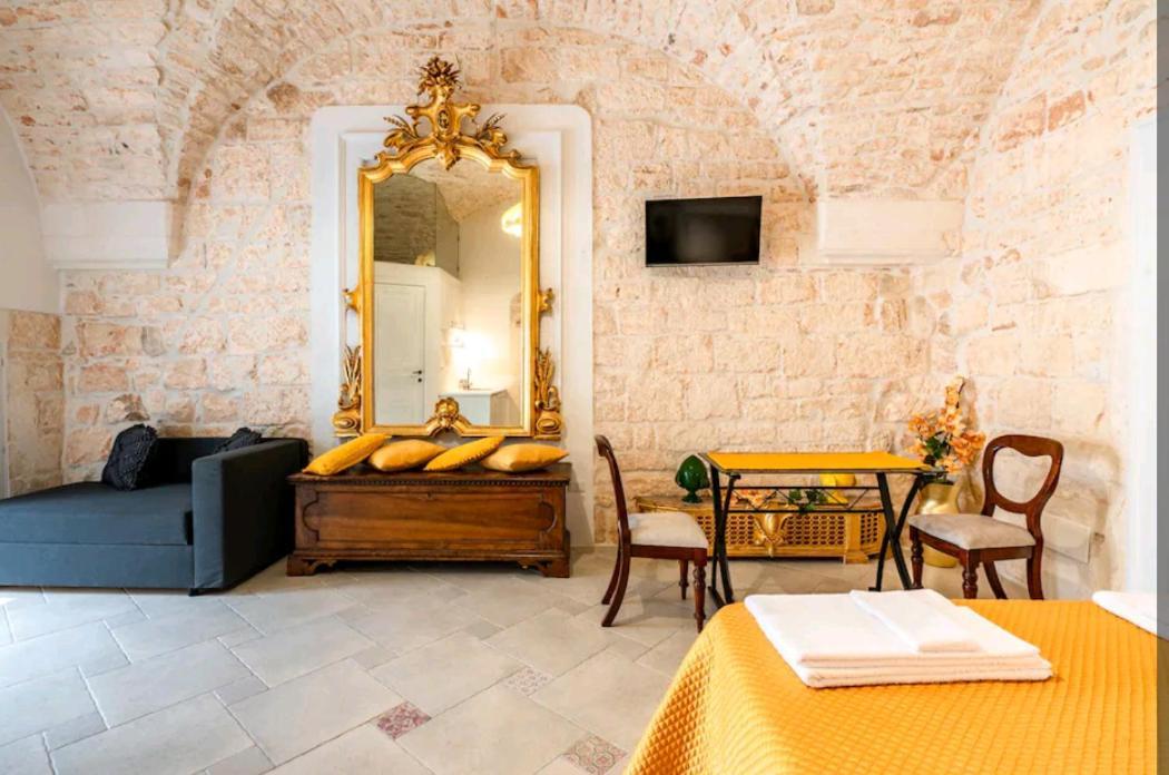 Bed and Breakfast La Pietra Del Duca Martina Franca Exterior foto